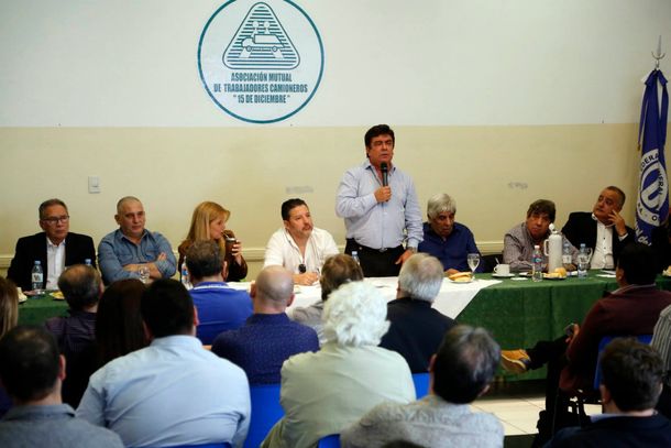 Espinoza estuvo en Camioneros