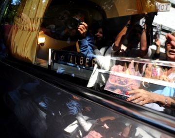 Partió hacia La Tablada el cortejo con los restos del fiscal Nisman