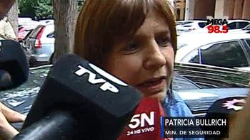 bullrich: hoy la poblacion esta un poco mas tranquila bullrich: hoy la poblacion esta un poco mas tranquila
