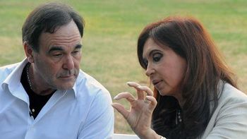 Oliver Stone y Cristina Kirchner Oliver Stone y Cristina Kirchner