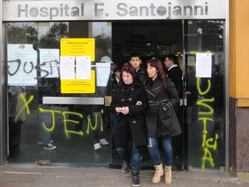 Paro de 24 horas de los médicos en los 33 hospitales porteños