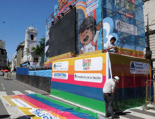 Ya está todo listo para la fiesta por el Día de la Democracia