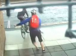 Quisieron robarle la bicicleta, pero atrapó al ladrón