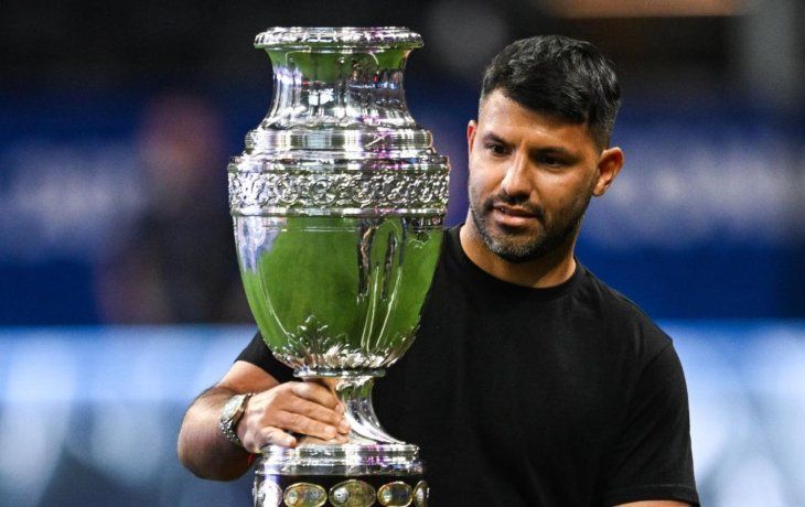 El Kun Agüero se cruzó con hinchas chilenos tras el triunfo de Argentina
