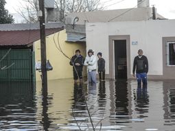 la ciudad movilizara los equipos de emergencia a la provincia la ciudad movilizara los equipos de emergencia a la provincia