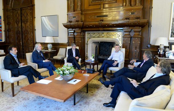 Macri recibió a parte de su Gabinete con quienes discutió sobre Ganancias