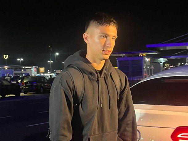 Ezequiel Bullaude llegó al país para ser nuevo jugador de Boca