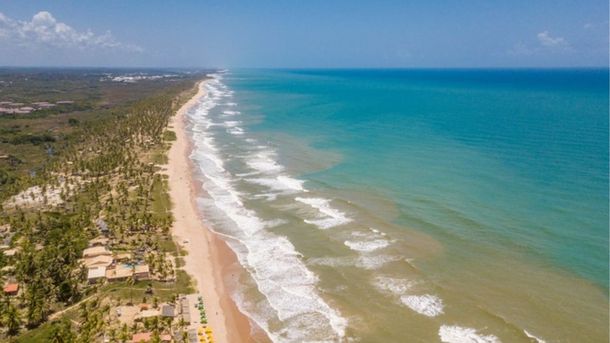 Este destino se ubica a 80 kilómetros de Bahía. Este destino se ubica a 80 kilómetros de Bahía.