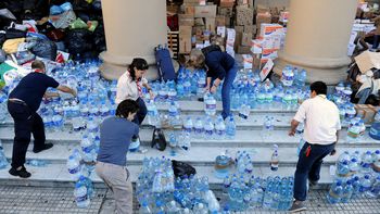 incesante entrega de donaciones en la catedral portena incesante entrega de donaciones en la catedral portena