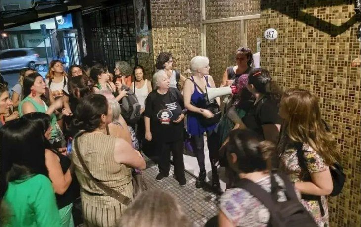 Giro en la causa de la niña Arcoíris: suspenden detención de la mamá