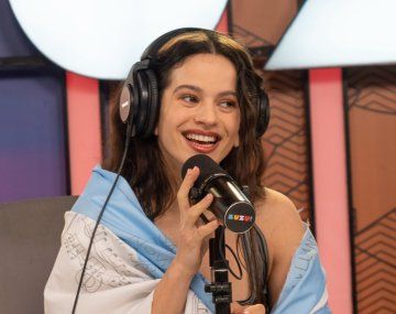 Rosalía en Argentina. Foto: X @cmdeluzu