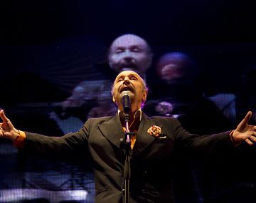 Los restos de Horacio Ferrer son velados en la Legislatura porteña