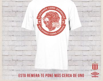 La remera alusiva al regreso del Pincha a su estadio