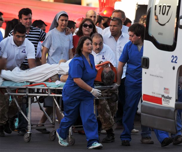 La familia de Gioja asegura que la salud del gobernador es delicada