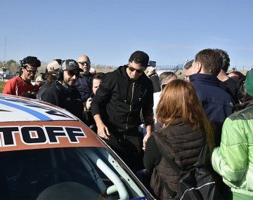 Video: el Dibu Martínez revolucionó el Autódromo de La Plata 