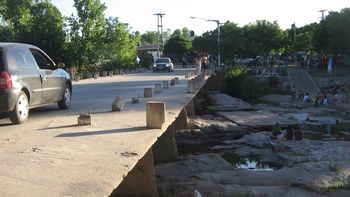 Puente que une Mina Clavero con Vilal Cura Brochero Puente que une Mina Clavero con Vilal Cura Brochero