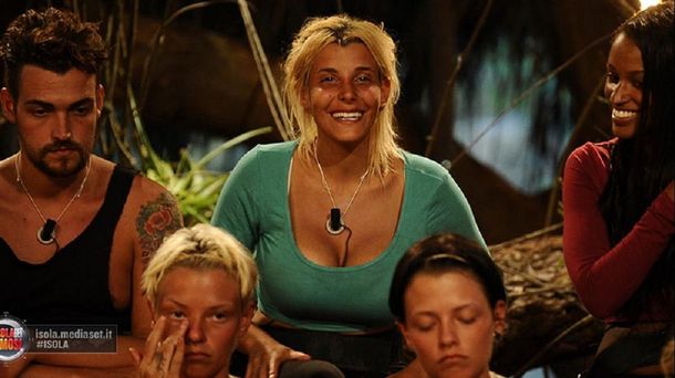 El consejo de Nannis a Charlotte antes de quedar afuera: Te tenés que poner en pelotas