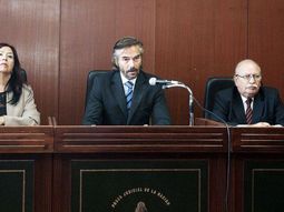 penas de 5 anos a policias por detenciones penas de 5 anos a policias por detenciones