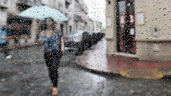 cambio el pronostico: cuando puede llover durante este domingo en el amba