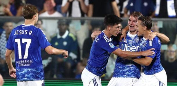 El Como de Cesc Fàbregas continúa arrasando en Italia.