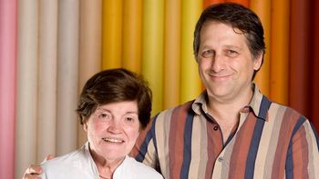 la abuela de lola chomnalez apunto contra la madrina y su pareja se llevaban muy mal la abuela de lola chomnalez apunto contra la madrina y su pareja se llevaban muy mal