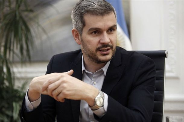 Fuerte apoyo de Marcos Peña a Luis Caputo: Lo recontra banco