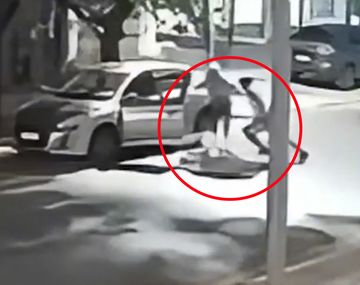 Ataque en Merlo: le patearon la cabeza y lo dejaron inconsciente en un intento de robo