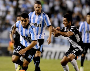 Racing venció a Puebla y se metió en la fase de grupos de la Copa Libertadores