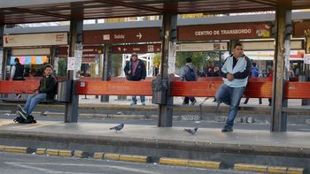 por el paro de colectivos, el tren roca extiende sus horarios por el paro de colectivos, el tren roca extiende sus horarios