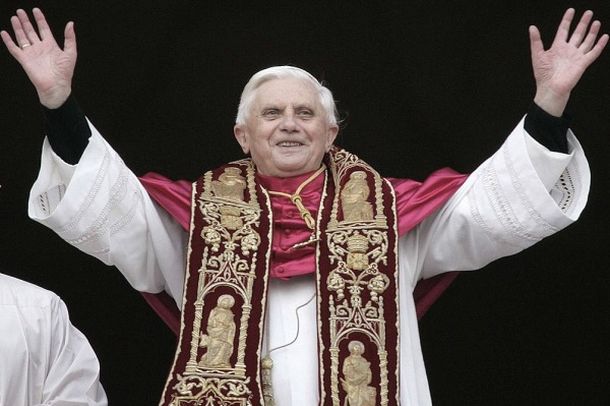 Benedicto XVI podría revisar las reglas para elegir a su sucesor
