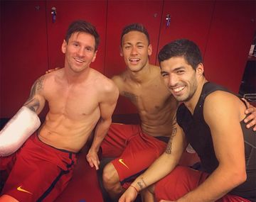 La ilusión óptica del año: ¿qué tiene Lionel Messi en la mano?