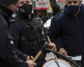 La Polic&iacute;a Bonaerense pidi&oacute; mejoras salariales