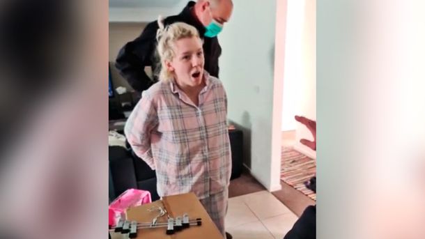 Australia: arrestan a una joven embarazada por promover marchas anticuarentena