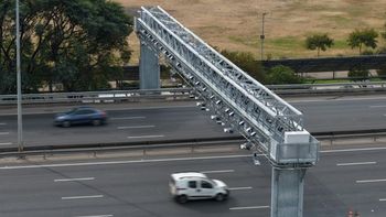 el gobierno lanza licitacion publica para privatizar autopistas y rutas nacionales el gobierno lanza licitacion publica para privatizar autopistas y rutas nacionales