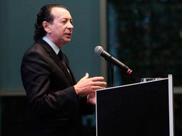 Dante Sica: Los empresarios te felicitan por WhatsApp y te putean por los medios