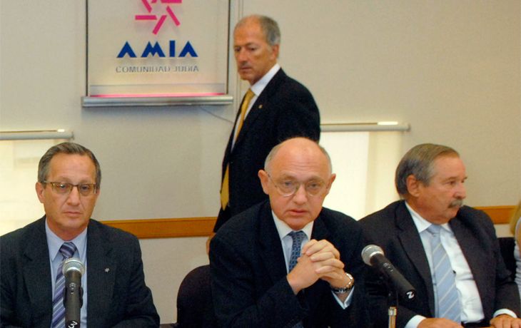 La AMIA da marcha atrás y rechaza el acuerdo con Irán