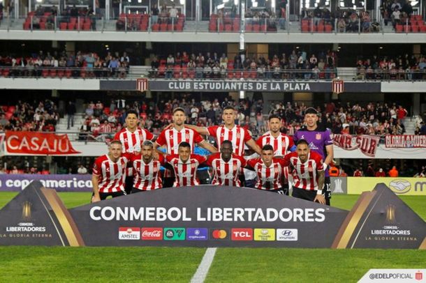 Copa Libertadores: Estudiantes le ganó 2-1 a The Strongest, que jugó casi todo el partido con uno menos
