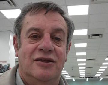 Atilio Alberto Pallaro chocó contra un tractor que llevaba las luces tapadas y murió.