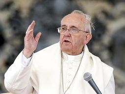 Desde Roma, Francisco ordena a la Iglesia argentina