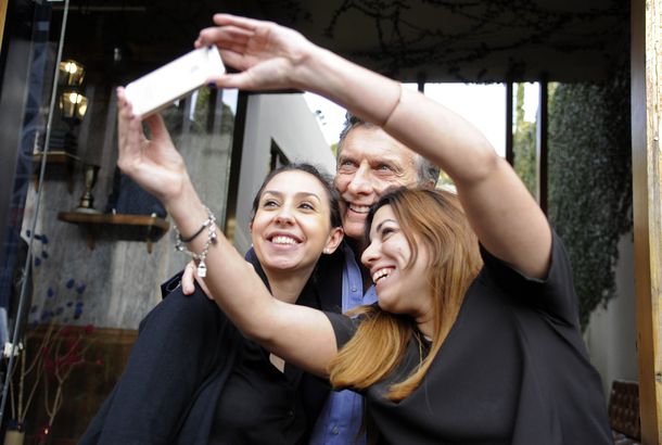 Macri promete pocas cadenas y no interrumpir las novelas