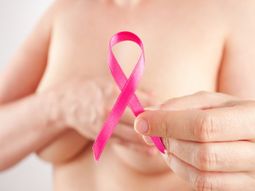 El 90% de los casos de cáncer de mama, tienen alta posibilidad de curación El 90% de los casos de cáncer de mama, tienen alta posibilidad de curación