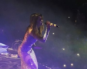 Lali en su gira SOY Tour