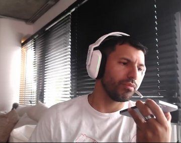 Kun Agüero y un insólito reclamo a la compañía de internet: No tenemos buena señal y nos ganan siempre