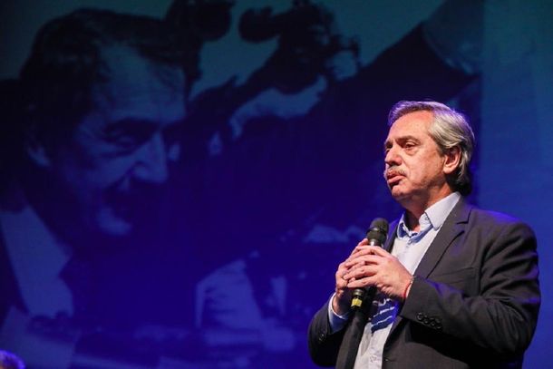 Alberto Fernández quiere volver a poner próceres en los billetes