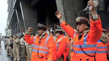 llego al edificio guardacostas el acuartelamiento de prefectos llego al edificio guardacostas el acuartelamiento de prefectos