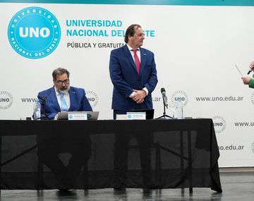En su primer discurso como rector, Gustavo Soos remarcó que la educación pública “sigue siendo una herramienta de movilidad social y justicia”.