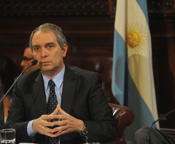 Para Julio Alak, en el balojate la disyuntiva es Macri o Perón