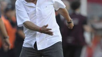 sufre gallego: el delantero que buscaba se va a jugar a espana sufre gallego: el delantero que buscaba se va a jugar a espana