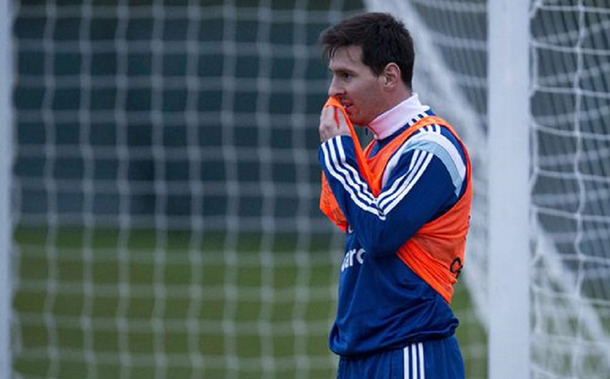Misterio por la posible lesión de Messi con la Selección: abandonó la concentración