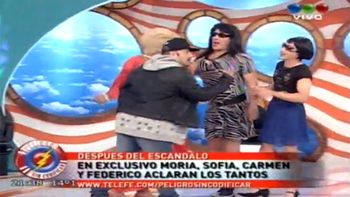 la desopilante parodia de malas muchachas la desopilante parodia de malas muchachas